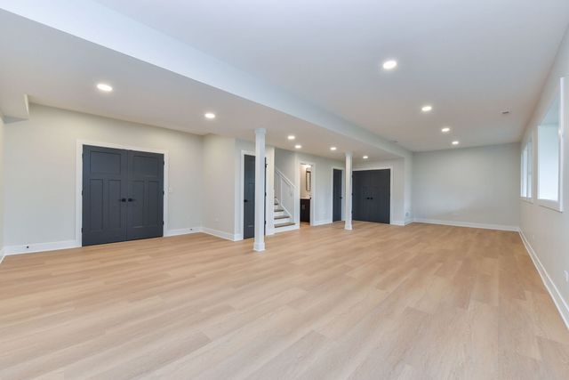 4600 Sterling Road, Downers Grove, IL 60515