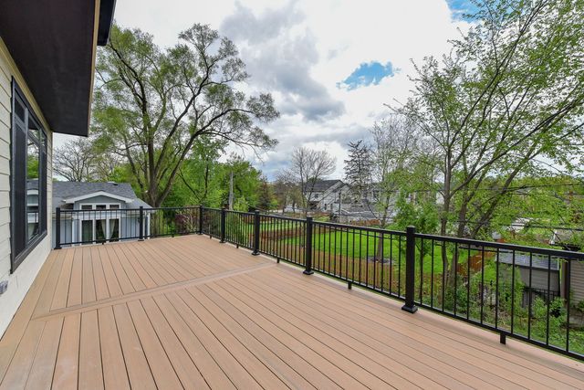 4600 Sterling Road, Downers Grove, IL 60515