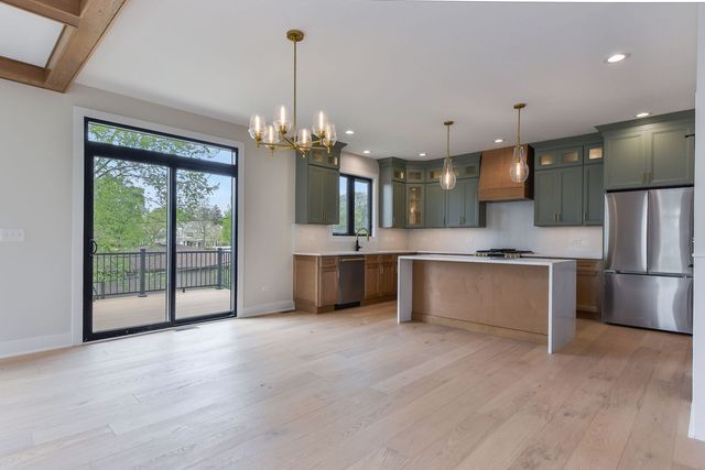 4600 Sterling Road, Downers Grove, IL 60515
