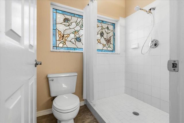 5205 FAIRWAY ONE DRIVE, Valrico, FL 33596