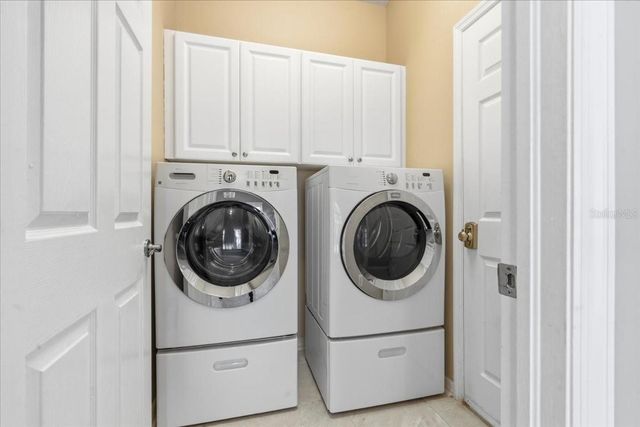 5205 FAIRWAY ONE DRIVE, Valrico, FL 33596