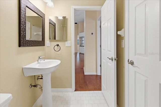 5205 FAIRWAY ONE DRIVE, Valrico, FL 33596