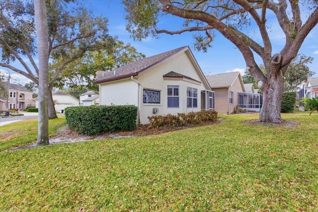 5205 FAIRWAY ONE DRIVE, Valrico, FL 33596