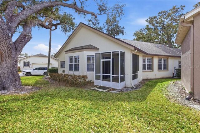 5205 FAIRWAY ONE DRIVE, Valrico, FL 33596