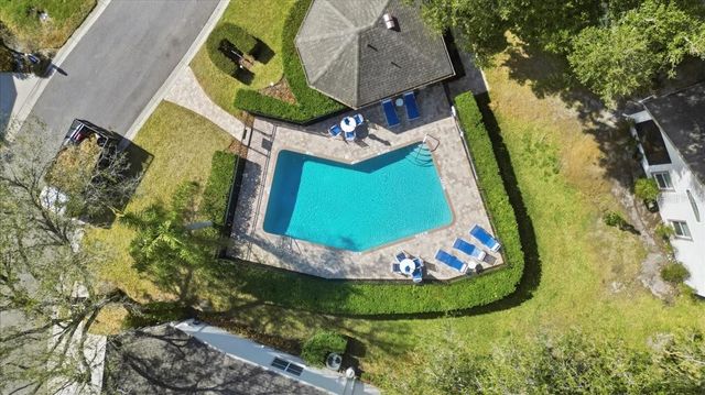 5205 FAIRWAY ONE DRIVE, Valrico, FL 33596