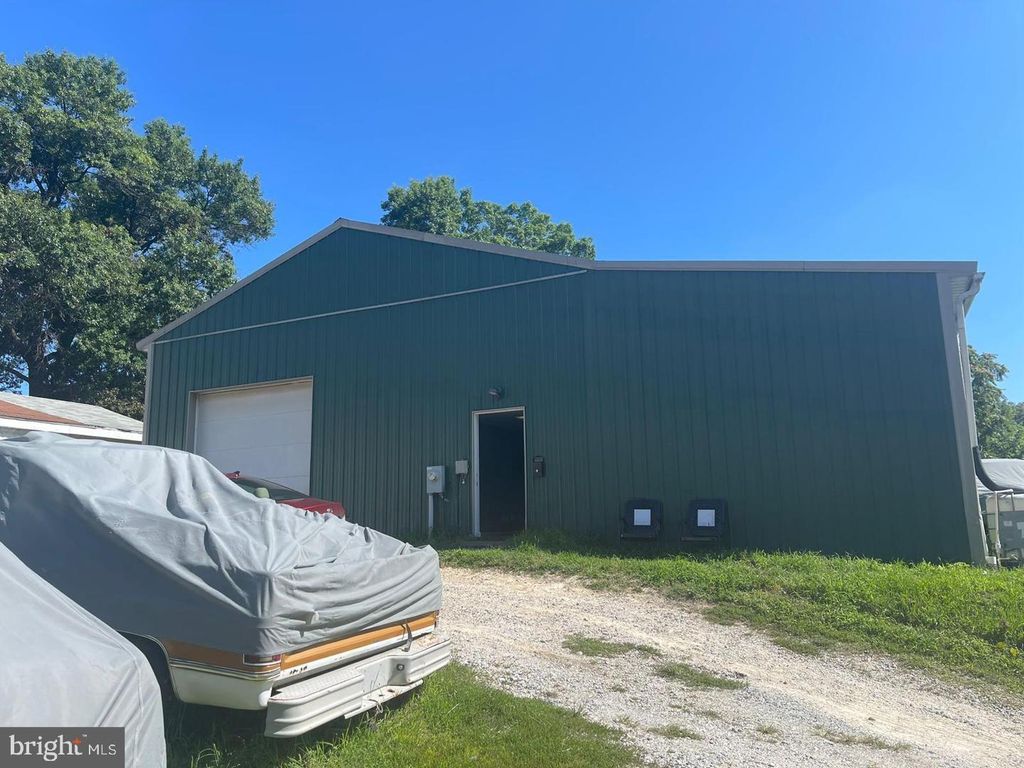 1503 WILMINGTON AVE, Baltimore, MD 21230