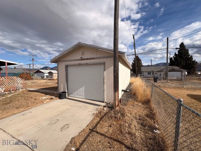 2708 S Montana, Butte, MT 59701