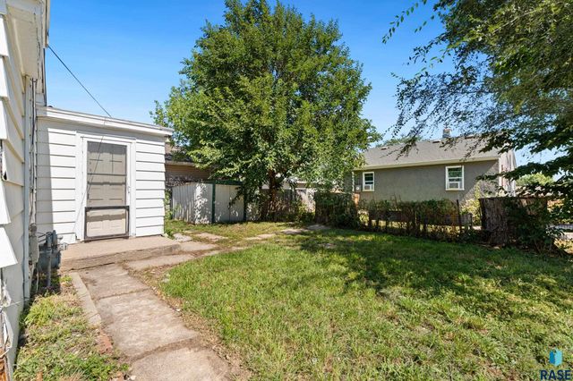 400 Chicago Ave N Avenue N, Sioux Falls, SD 57103