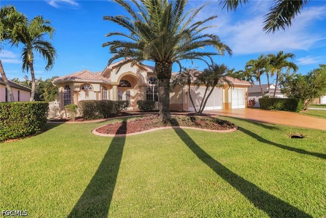 4918 SW 27th AVE, Cape Coral, FL 33914