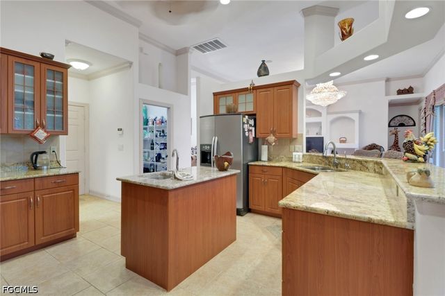 4918 SW 27th AVE, Cape Coral, FL 33914