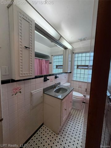 1601 11th Street, Wyandotte, MI 48192