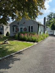 202 Marcella Rd, Parsippany-troy Hills Twp., NJ 07054