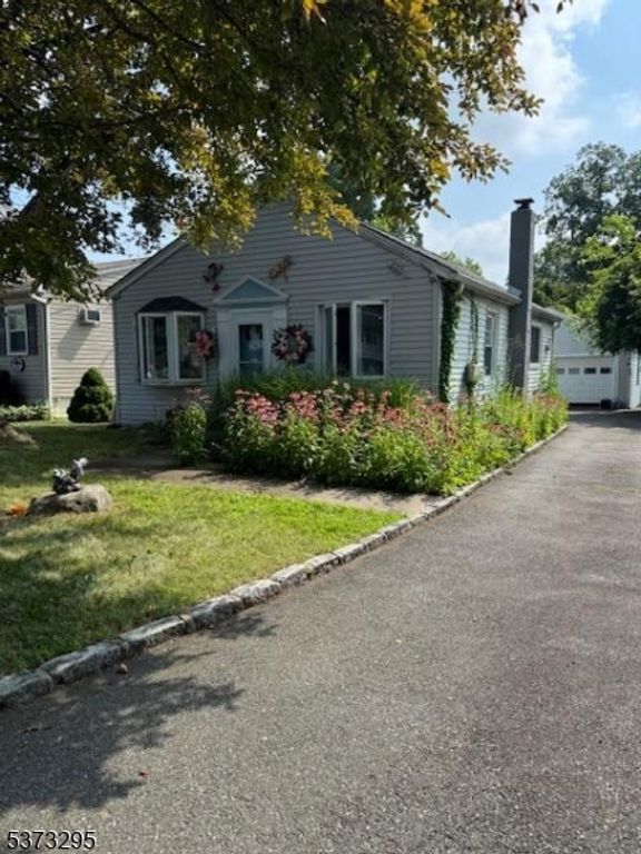 202 Marcella Rd, Parsippany-troy Hills Twp., NJ 07054