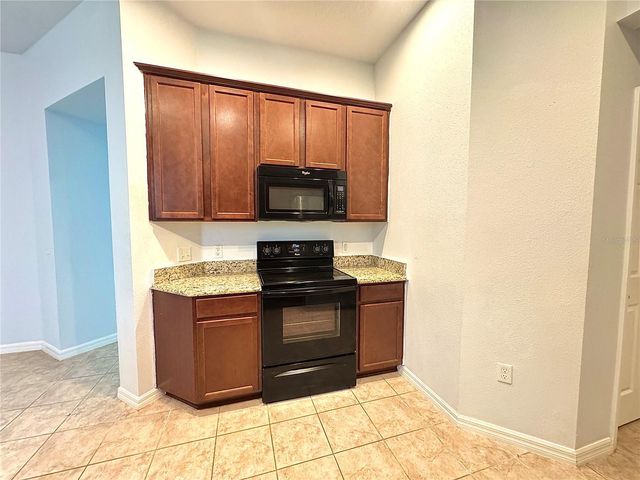 1088 AVILA LANE, Orlando, FL 32803