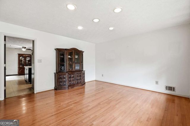 2553 Amalfi Drive, Conyers, GA 30012