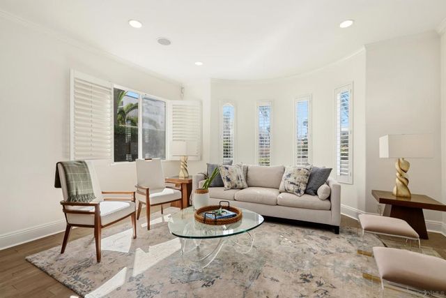 206 2Nd, Huntington Beach, CA 92648