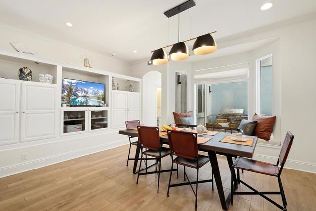 206 2Nd, Huntington Beach, CA 92648