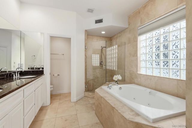 206 2Nd, Huntington Beach, CA 92648