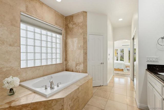 206 2Nd, Huntington Beach, CA 92648