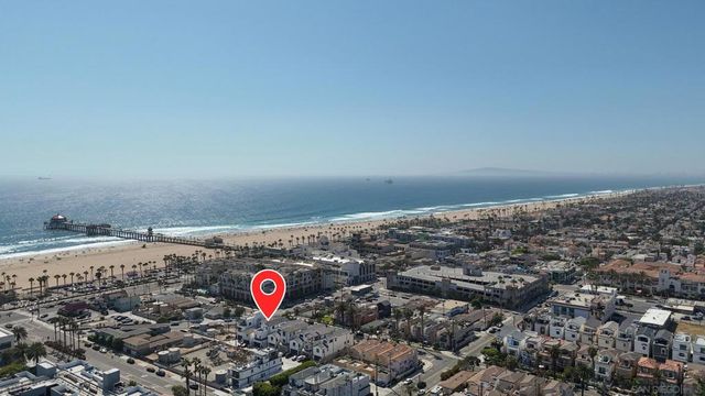 206 2Nd, Huntington Beach, CA 92648