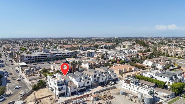 206 2Nd, Huntington Beach, CA 92648