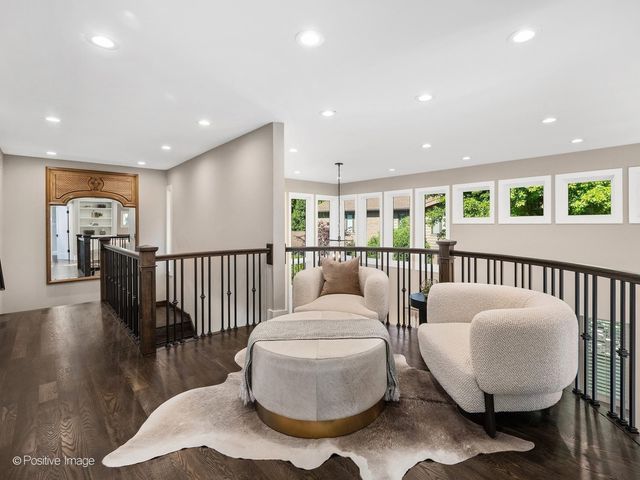 1411 Hawthorne Lane, Hinsdale, IL 60521