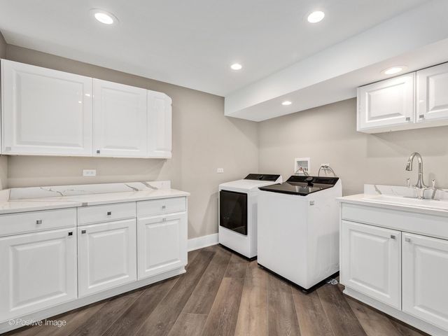 1411 Hawthorne Lane, Hinsdale, IL 60521