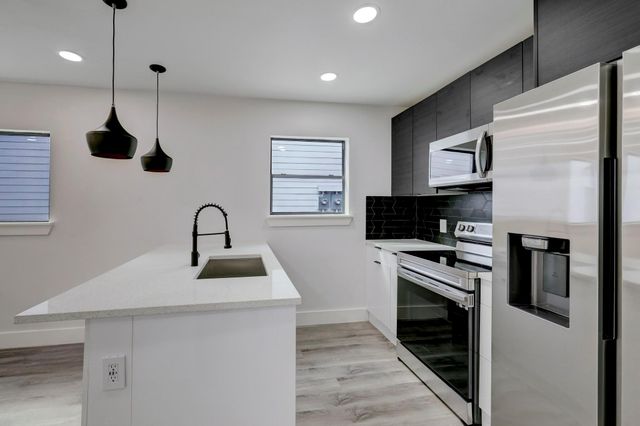 2403 Cleburne Street 1, Houston, TX 77004