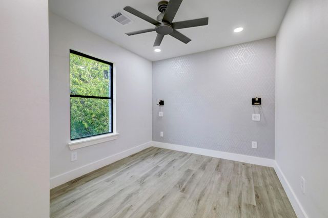 2403 Cleburne Street 1, Houston, TX 77004