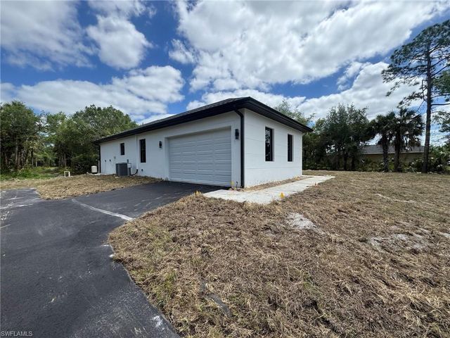 4263 18th AVE SE, Naples, FL 34117