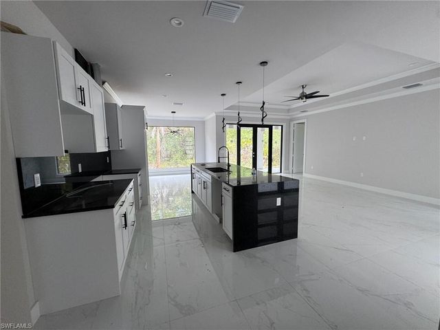 4263 18th AVE SE, Naples, FL 34117