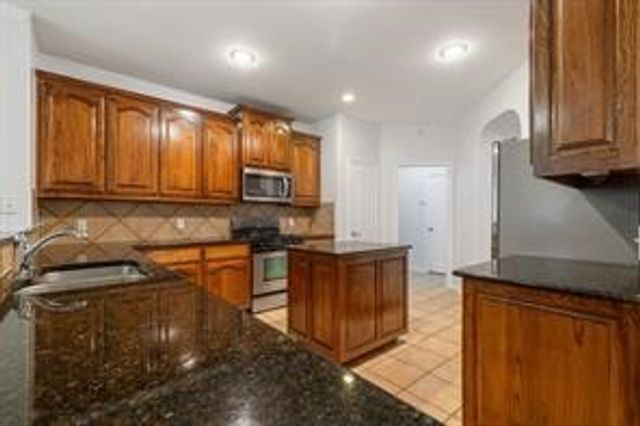 1454 Furlong Court, Irving, TX 75060