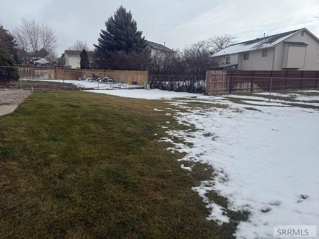 1469 Golden Gate, Pocatello, ID 83201