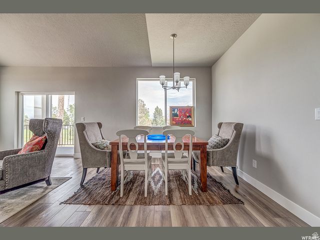 10025 S SNEAD LN, South Jordan, UT 84009