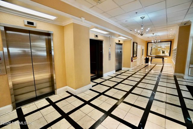 311 W ASHLEY Street 402, Jacksonville, FL 32202