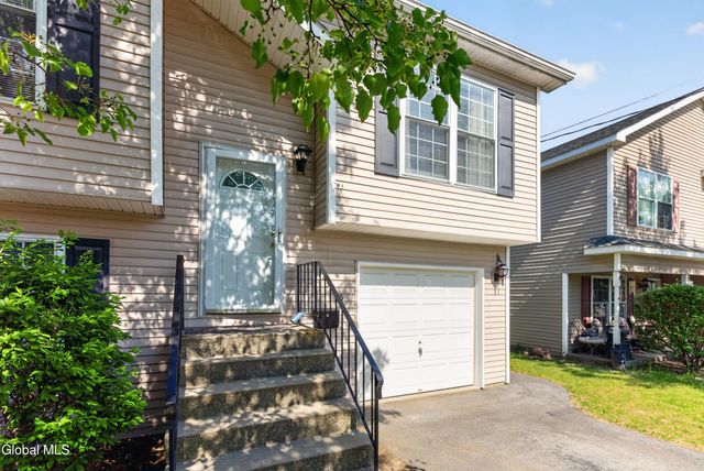 2315 5th Avenue, Watervliet, NY 12189