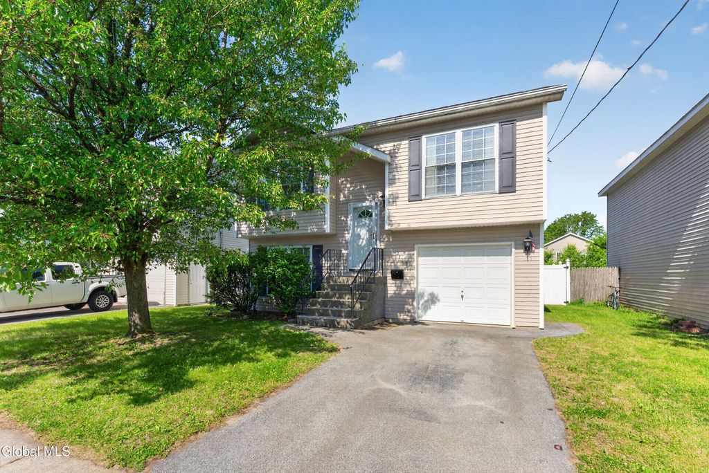 2315 5th Avenue, Watervliet, NY 12189