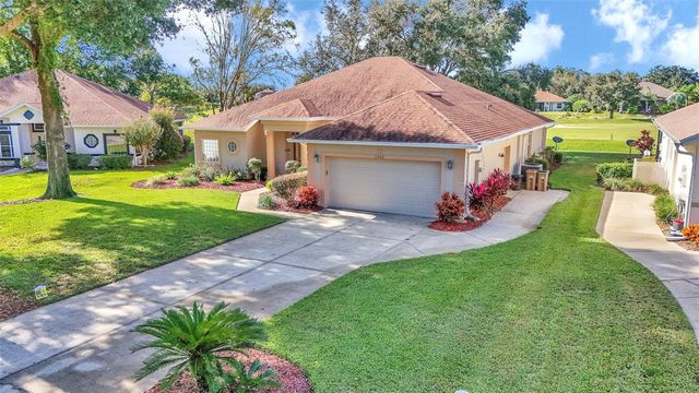 5441 GROVE MANOR, Lady Lake, FL 32159