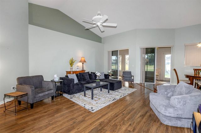 5441 GROVE MANOR, Lady Lake, FL 32159