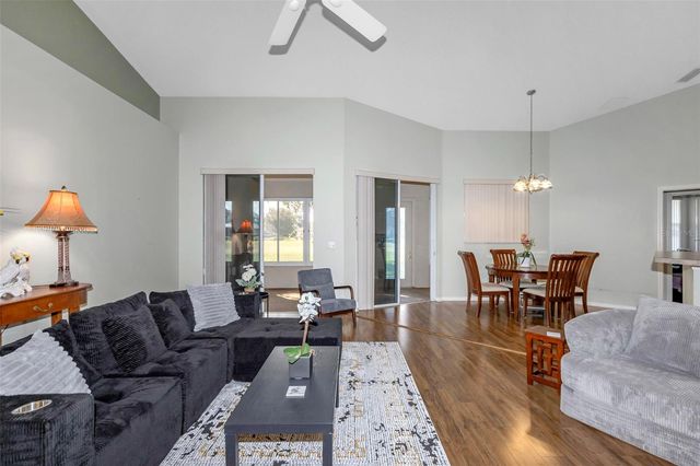 5441 GROVE MANOR, Lady Lake, FL 32159