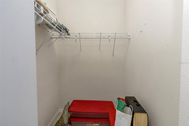 5441 GROVE MANOR, Lady Lake, FL 32159