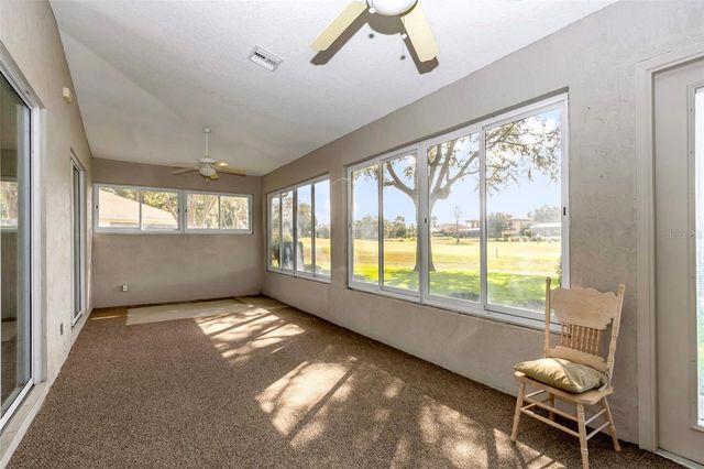 5441 GROVE MANOR, Lady Lake, FL 32159