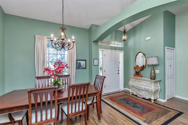 5441 GROVE MANOR, Lady Lake, FL 32159