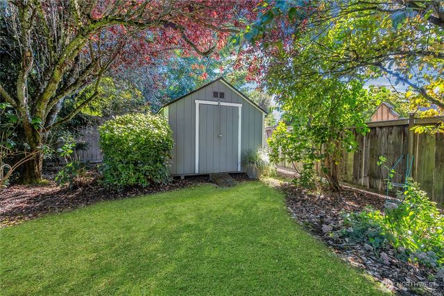 9217 180th Avenue E, Bonney Lake, WA 98391