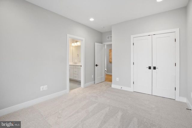 411 S VIRGINIA AVE, Falls Church, VA 22046