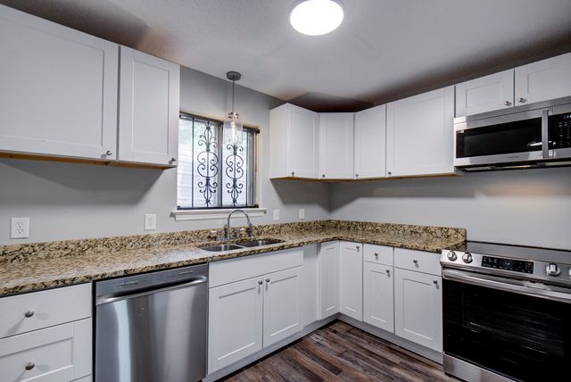 3400 Birchwood Drive, Chattanooga, TN 37406