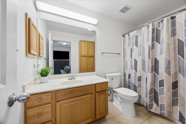 6900 E Riverside DR 31, Austin, TX 78741
