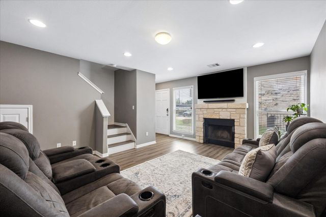 6900 E Riverside DR 31, Austin, TX 78741
