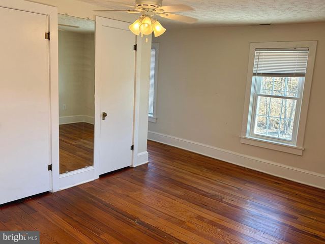 13669 APPLE HARVEST DR, Martinsburg, WV 25403