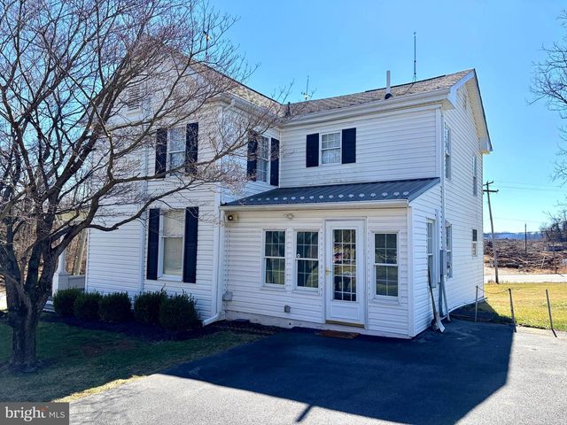 13669 APPLE HARVEST DR, Martinsburg, WV 25403